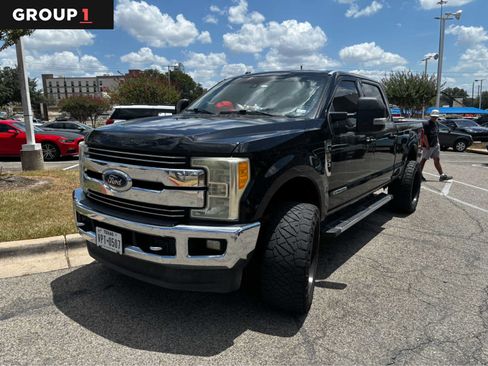 Used 2017 Ford F250 Lariat w/ Lariat Ultimate Package AWD/4WD image 1