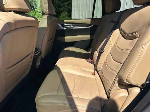 Certified 2025 Cadillac XT6 Premium Luxury w/ Platinum Package FWD image 20