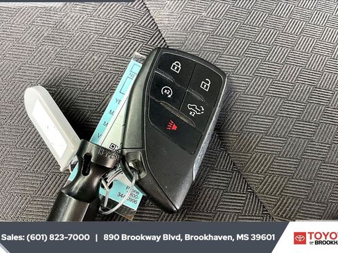 Used 2023 Chevrolet Silverado 1500 Custom AWD/4WD image 9