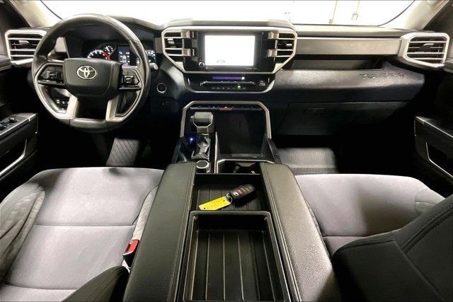 Used 2022 Toyota Tundra SR5 w/ SR5 Convenience Package AWD/4WD image 15