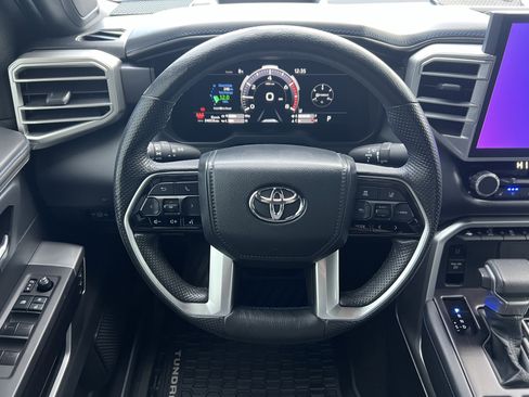 Used 2022 Toyota Tundra Platinum image 24