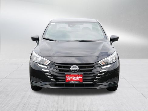 Used 2024 Nissan Versa S w/ Trunk Package FWD image 2