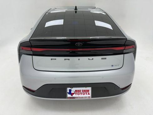 New 2026 Toyota Prius LE image 39