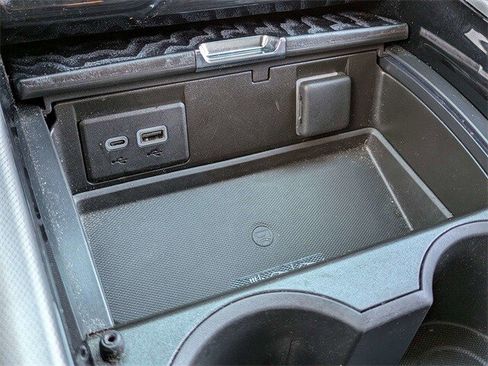 Used 2023 GMC Yukon Denali image 26