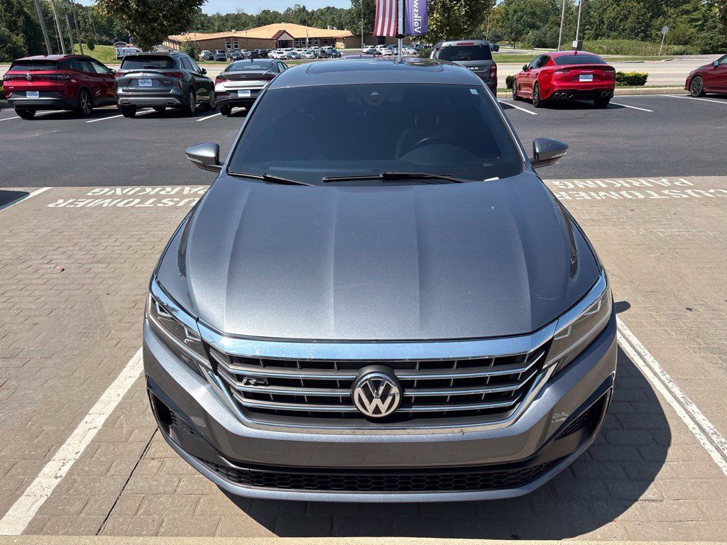 Used 2022 Volkswagen Passat 2.0T R-Line FWD image 9