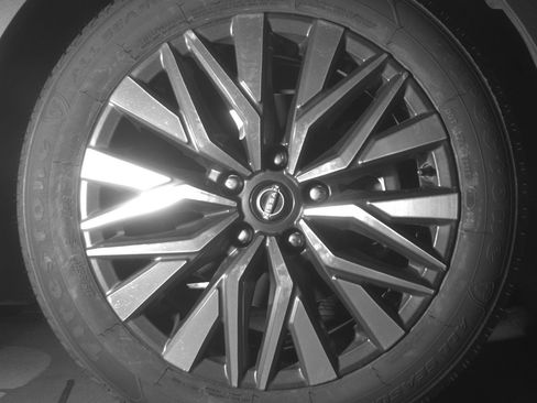 Used 2025 Nissan Altima 2.5 SV image 13