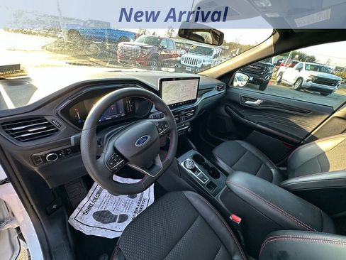 Used 2023 Ford Escape ST-Line w/ Tech Pack #1 image 11
