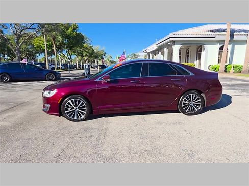 Used 2017 Lincoln MKZ Reserve image 43