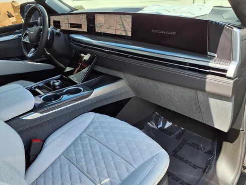 Certified 2026 Cadillac Escalade V AWD/4WD image 8