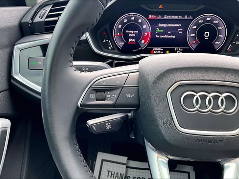 Used 2020 Audi Q3 2.0T Premium Plus AWD/4WD image 23