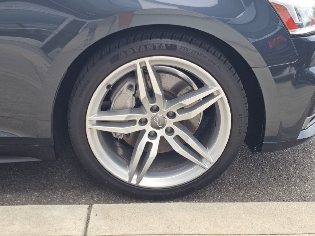 Used 2019 Audi A5 2.0T Premium Plus w/ Premium Plus AWD/4WD image 9