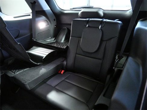 Certified 2023 Ford Explorer XLT w/ Equipment Group 202A image 16