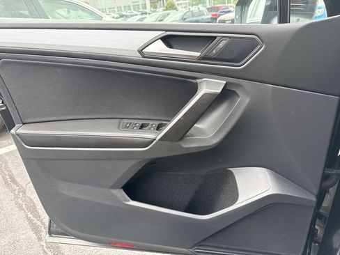 Used 2022 Volkswagen Tiguan S AWD/4WD image 23