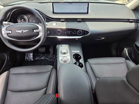 Used 2025 Genesis GV70 2.5T AWD/4WD image 13