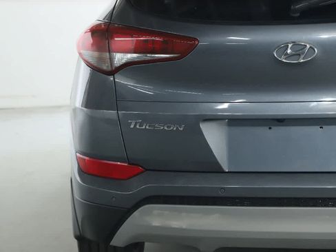 Used 2018 Hyundai Tucson Value w/ Cargo Package image 48