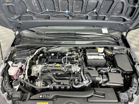 Used 2025 Toyota Corolla LE FWD image 30