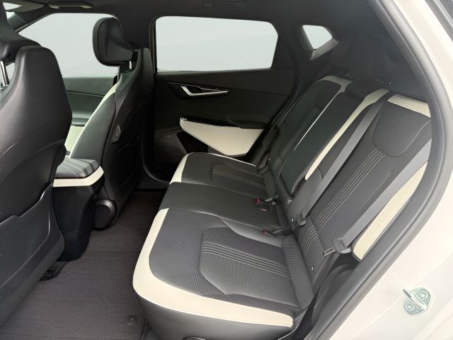 Used 2024 Kia EV6 GT-Line AWD/4WD image 29