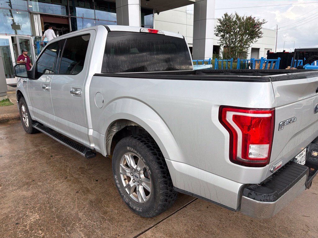 Used 2017 Ford F150 XLT w/ Equipment Group 301A Mid RWD image 2