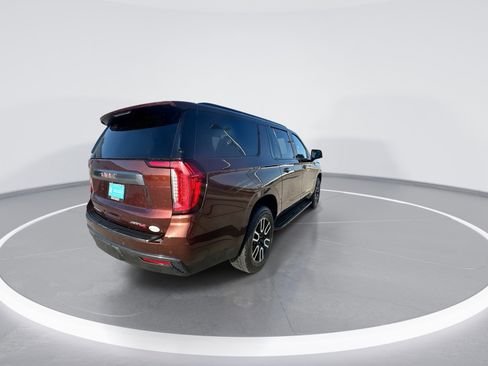 Used 2023 GMC Yukon XL AT4 w/ Technology Package image 8