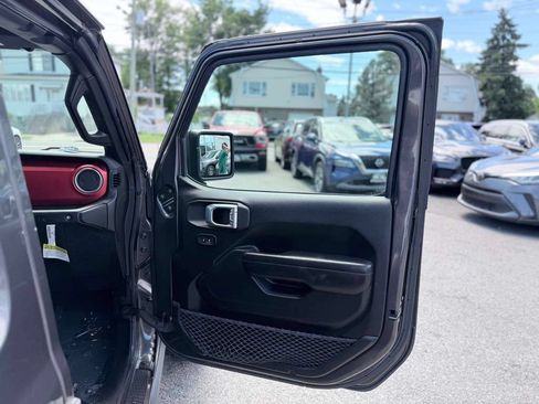 Used 2021 Jeep Wrangler Unlimited Rubicon AWD/4WD image 22
