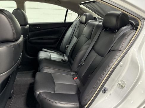 Used 2012 Nissan Maxima 3.5 SV w/ Premium Pkg image 17