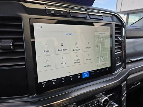 Used 2024 Ford F350 Lariat image 25