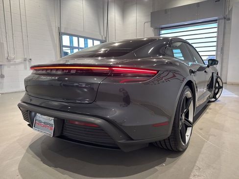 Used 2024 Porsche Taycan 4S w/ Premium Package image 4
