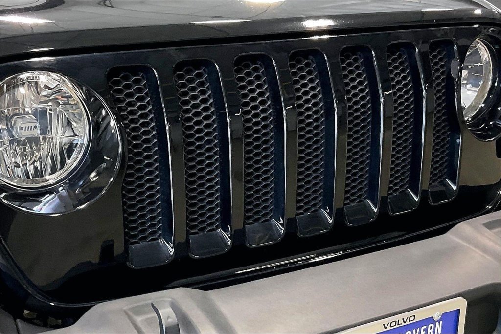 Used 2022 Jeep Wrangler Unlimited Sport AWD/4WD image 34