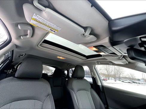 Used 2024 Subaru Crosstrek 2.0i Premium image 22