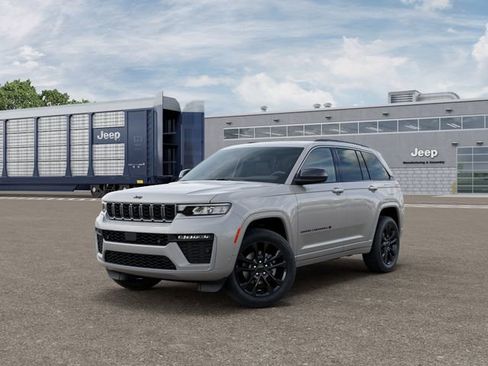 New 2026 Jeep Grand Cherokee Limited AWD/4WD image 1