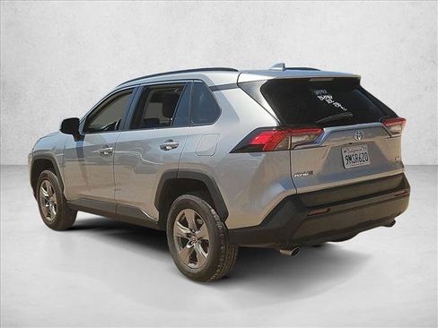 Used 2024 Toyota RAV4 XLE FWD image 8