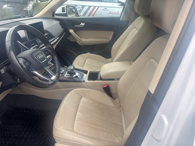 Used 2018 Audi Q5 2.0T Premium Plus w/ Premium Plus Package AWD/4WD image 4