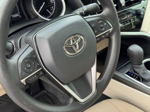 Used 2023 Toyota Camry LE FWD image 15
