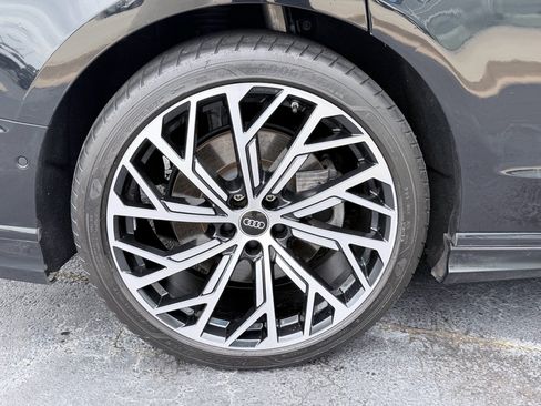 Used 2022 Audi A8 L 3.0T AWD/4WD image 35