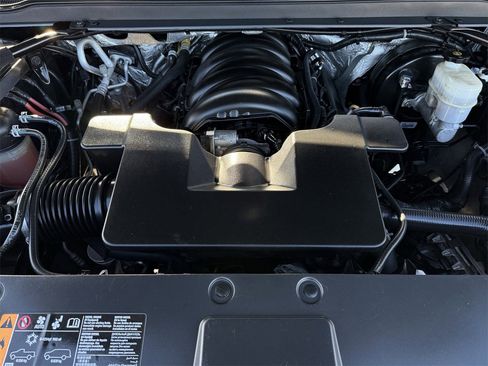 Used 2017 Cadillac Escalade Premium Luxury image 25