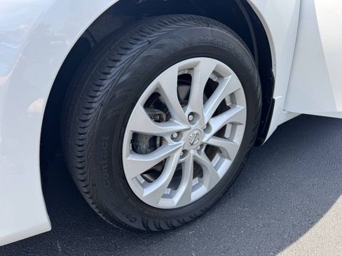 Used 2018 Nissan Sentra SV FWD image 18