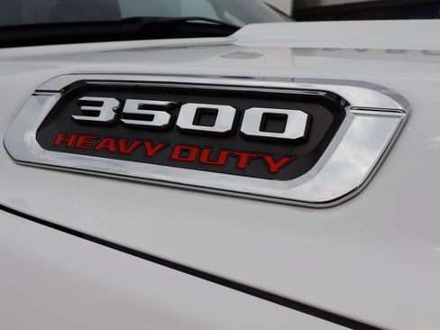 Used 2021 RAM 3500 Tradesman w/ Chrome Appearance Group RWD image 25