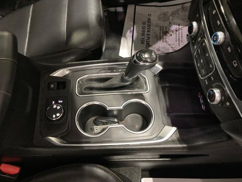 Used 2018 Chevrolet Traverse Premier image 5