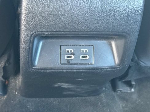 Used 2024 Toyota Corolla LE FWD image 42