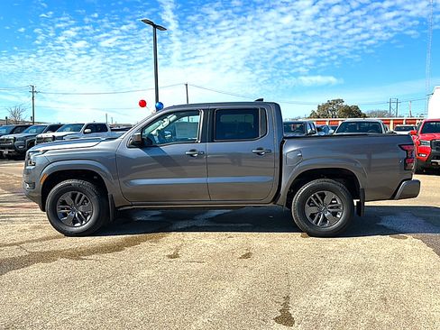 New 2026 Nissan Frontier SV w/ SV Convenience Package image 5