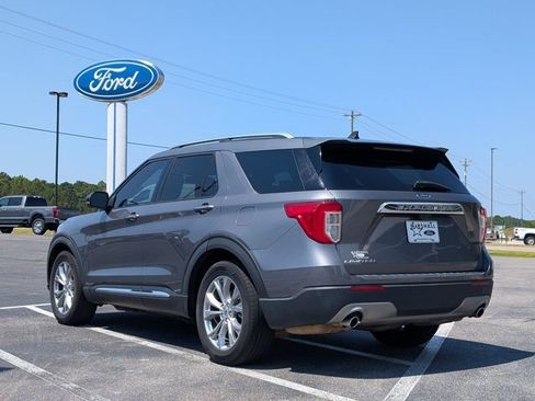 Certified 2021 Ford Explorer Limited w/ Equipment Group 301A RWD image 2