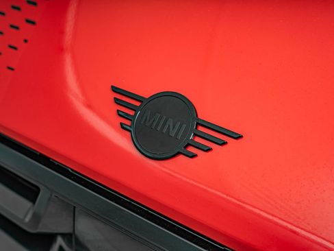 Used 2025 MINI Cooper S FWD image 12