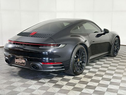 Used 2022 Porsche 911 Carrera RWD image 9