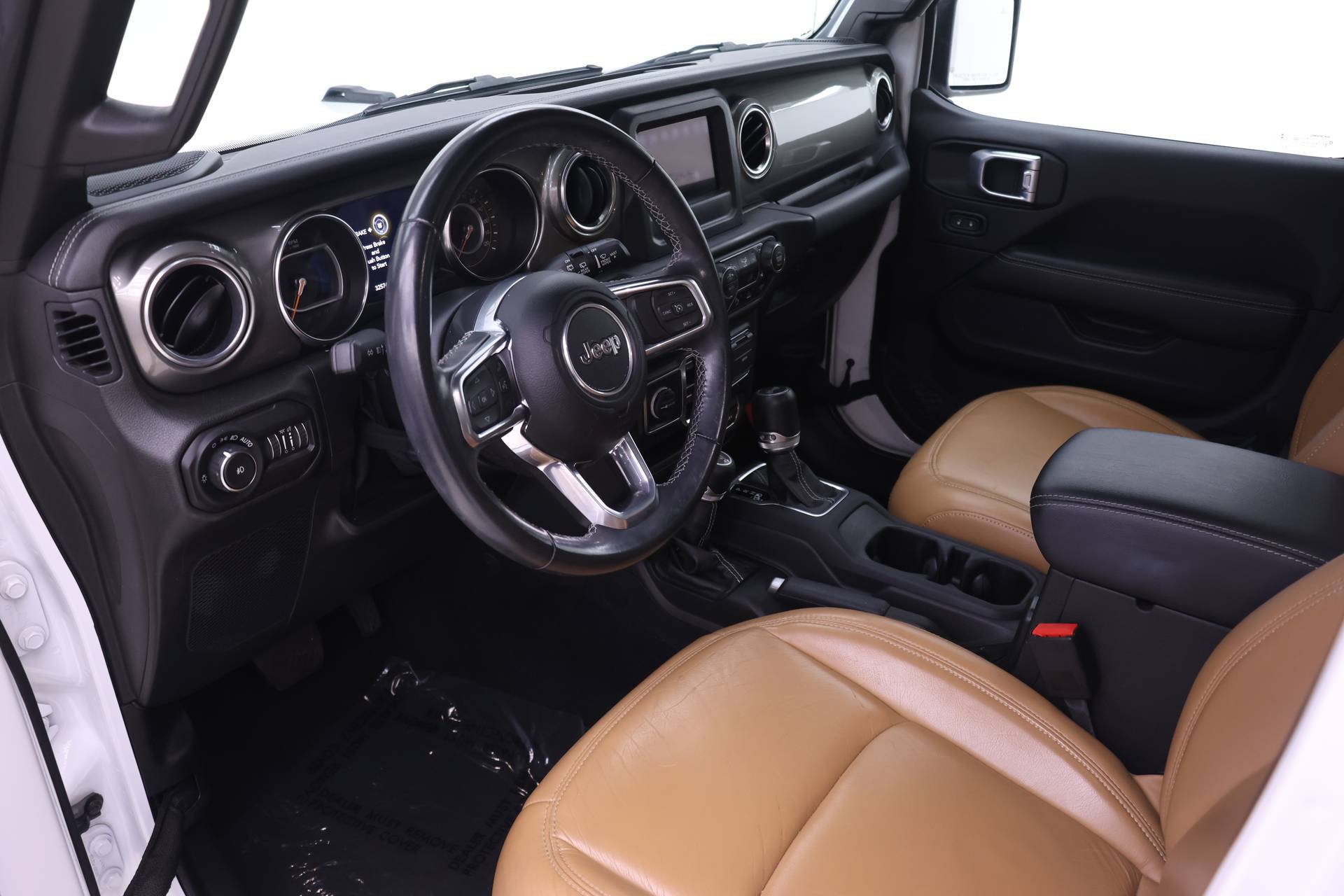 Used 2021 Jeep Wrangler Unlimited Sahara w/ LED Lighting Group AWD/4WD image 6