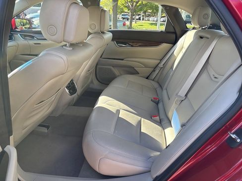 Used 2014 Cadillac XTS Luxury image 13