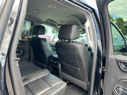 Used 2020 Chevrolet Tahoe LT AWD/4WD image 11