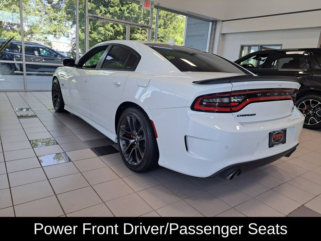 Certified 2022 Dodge Charger Scat Pack w/ Plus Group RWD image 5