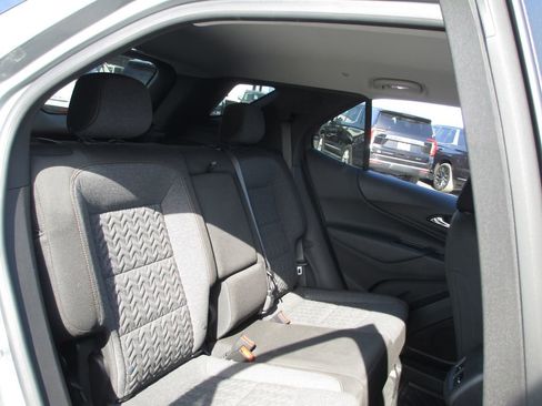 Used 2024 Chevrolet Equinox LT image 22