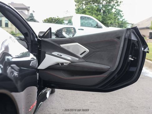 Used 2023 Chevrolet Corvette Z06 RWD image 59