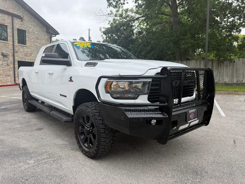 Used 2021 RAM 2500 Lone Star w/ Night Edition AWD/4WD image 3